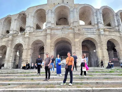 Arles<i>  by carolinecwong</i>