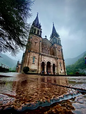 Covadonga<i>  by FranciscoAlarcon13</i>