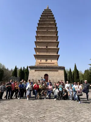 Luoyang<i>  by Meng</i>