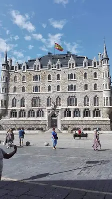 León<i>  by andrele</i>