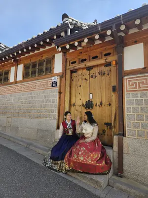 Seoul<i>  by Magdalena</i>