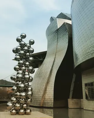 Bilbao<i>  by Guiamiguelcastelo</i>