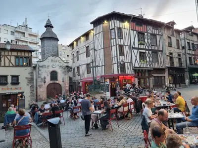 Limoges<i>  by pauloportugal</i>
