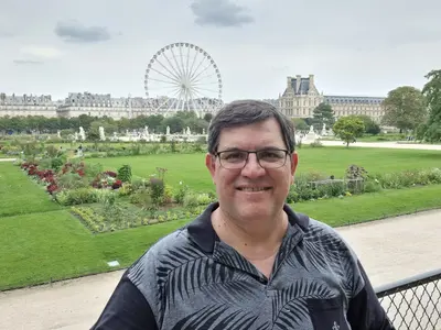 Paris<i>  by pauloportugal</i>