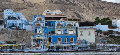 Aswan<i>  by Roxy.uy</i>