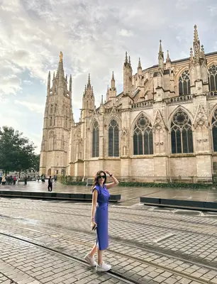 Bordeaux<i>  by CristtyRs</i>