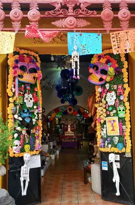 Tlaquepaque<i>  by DRodas</i>