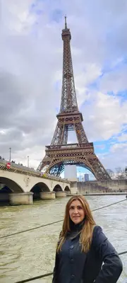 Paris<i>  by Kathyaramirezh</i>