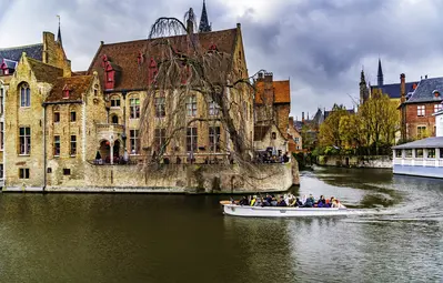 Brujas<i>  by jberzero</i>