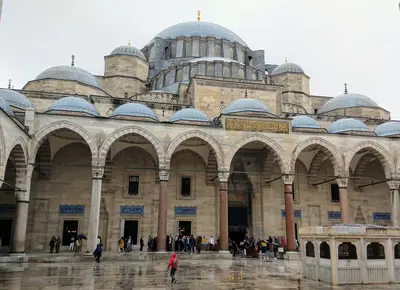 Estambul<i>  by jozerbino</i>