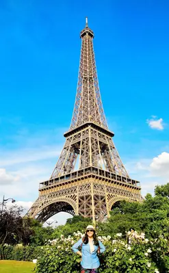 Paris<i>  by magiely</i>