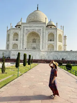 Agra<i>  by MercedesArceRojas</i>