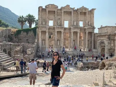 Éfeso<i>  by MercedesArceRojas</i>