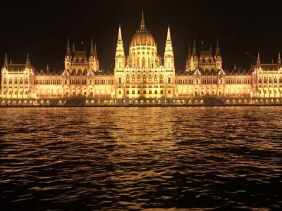 Budapest<i>  by Mony727</i>