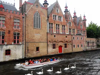 Brujas<i>  by pauloportugal</i>