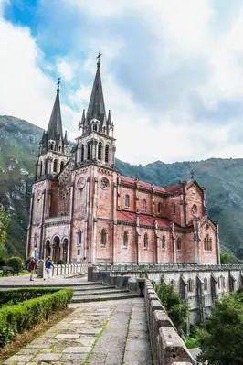 Covadonga<i>  by philpasco</i>