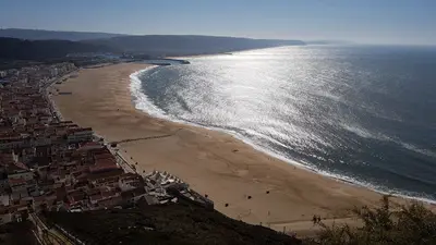 Nazaré<i>  by RICAPPI</i>