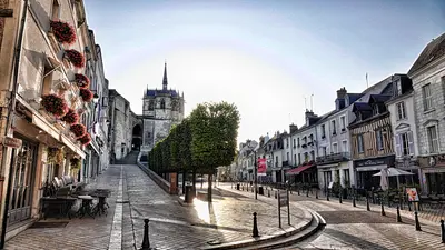 Amboise<i>  by RSL</i>