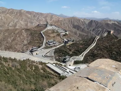 Yanmenguan<i>  by Salviano</i>