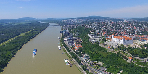 Praga-Bratislava-Viena.